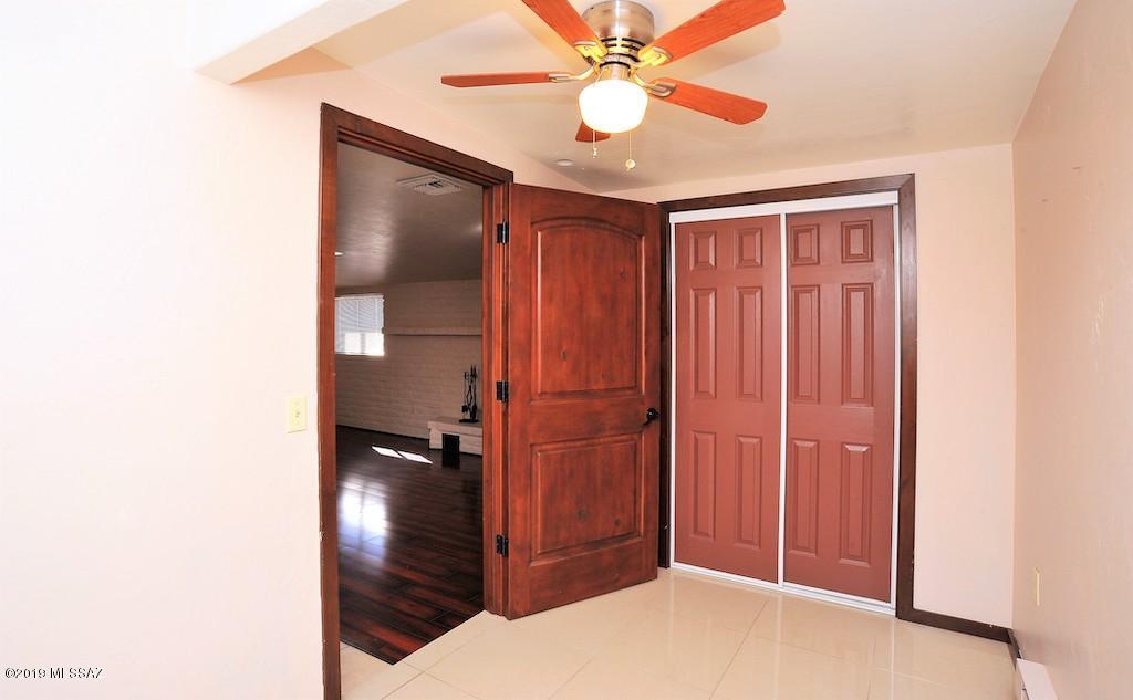 8332 East Rolling Ridge Street Tucson, AZ 85710 - Photo 25 of 49
