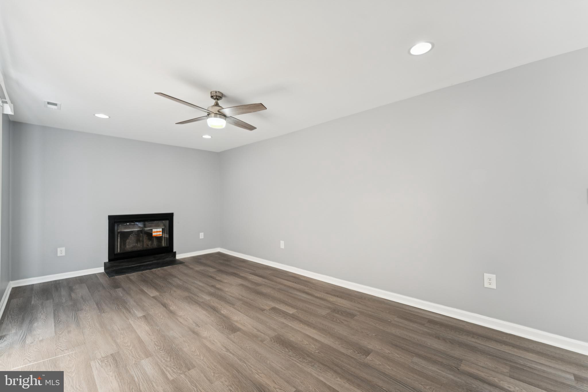 13419 Duchin Road Germantown, MD 20874 - Photo 15 of 35