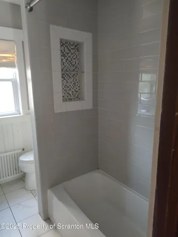 $2,200 | 215 West Grove Street, Clarks Summit, PA 18411