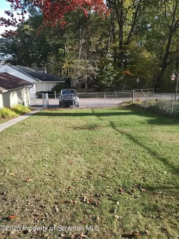 $2,200 | 215 West Grove Street, Clarks Summit, PA 18411