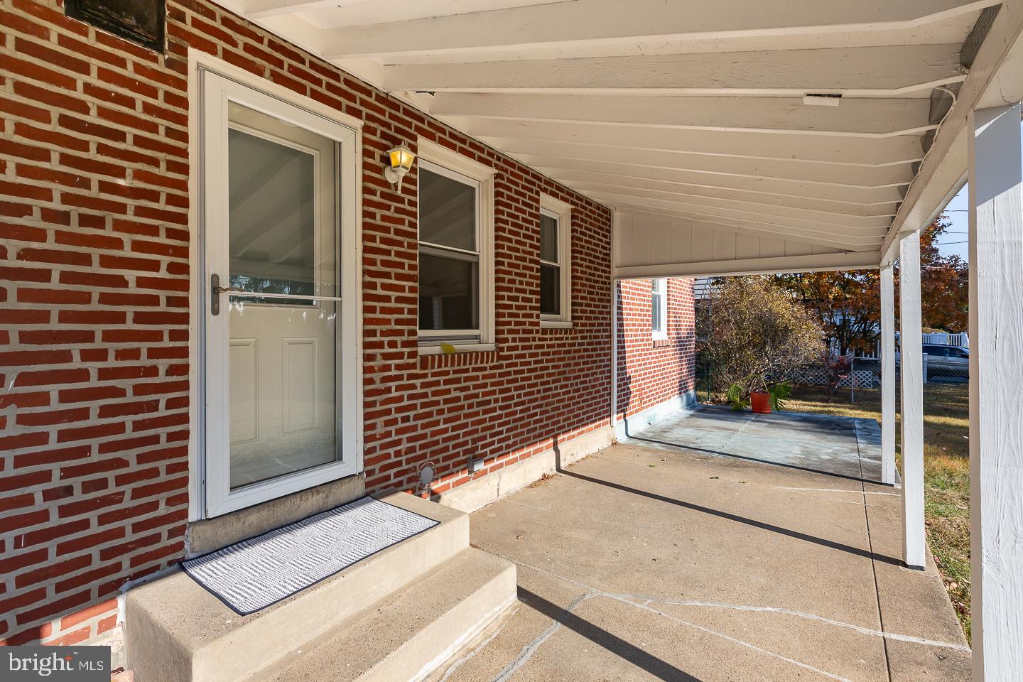 429 Barker Road Springfield, PA 19064 - Photo 5 of 39