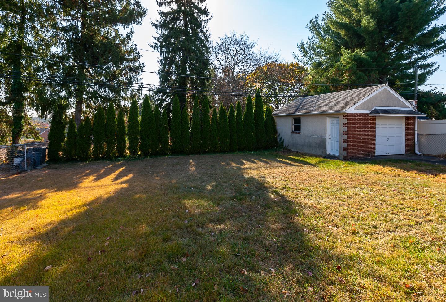 429 Barker Road Springfield, PA 19064 - Photo 7 of 39