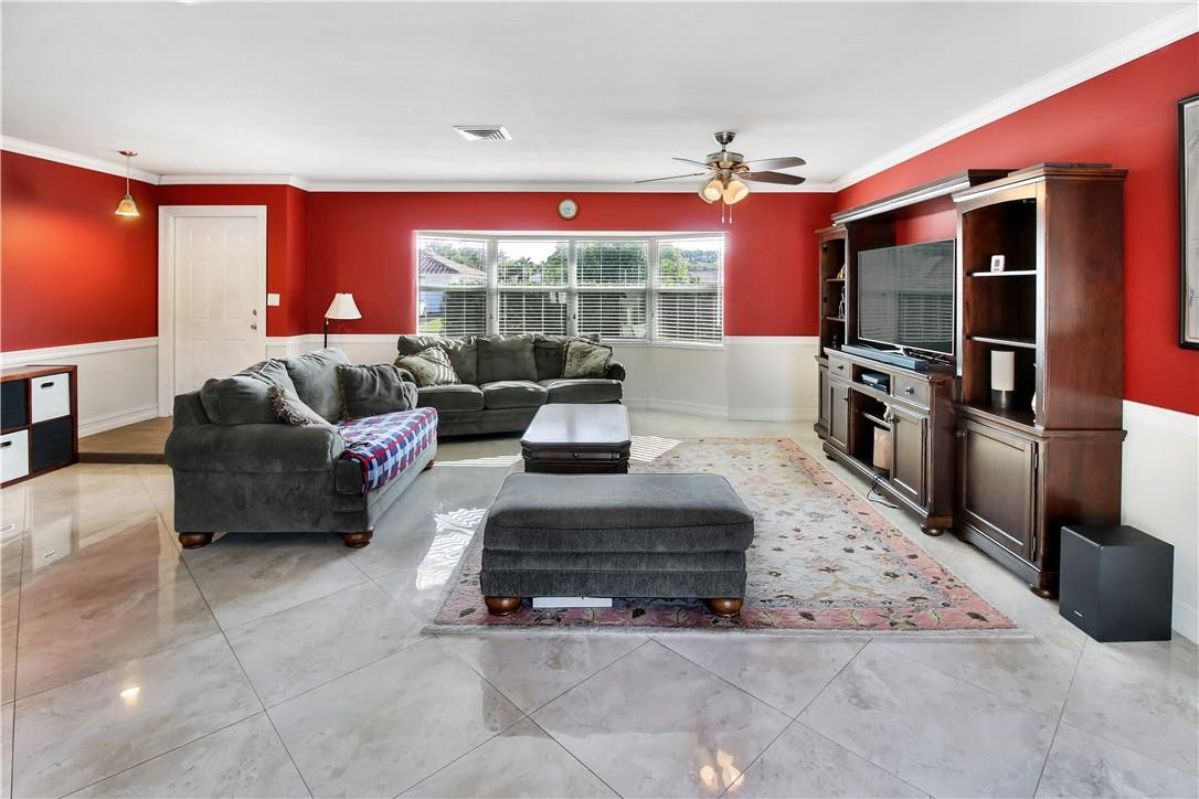 4933 Northwest 4th Avenue Boca Raton, FL 33431 - Photo 5 of 21 Photo 5