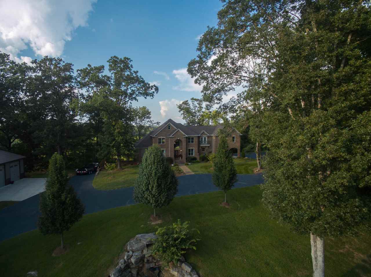 8140 Cemetery Road Bowling Green, KY 42103 - Photo 28 of 35 Gallery Image 28