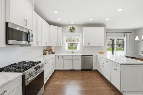 $689,000 | 21942 Princeton Circle, Frankfort, IL 60423