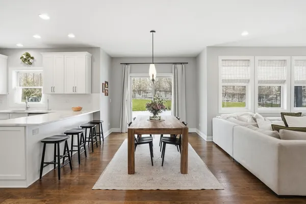 $689,000 | 21942 Princeton Circle, Frankfort, IL 60423