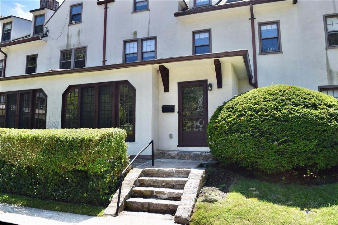 4 Prescott Square Townhouse, Bronxville Schools.