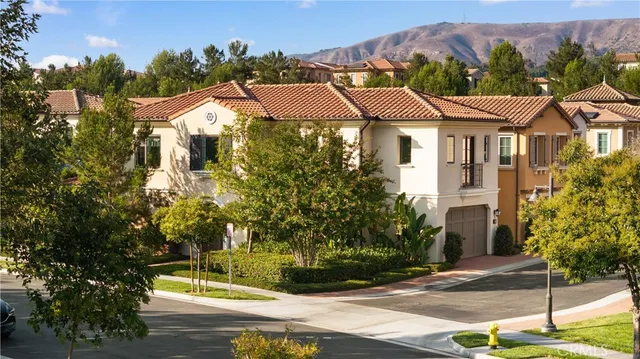 $2,250,000 | 51 Painted Sky, Irvine, CA 92602