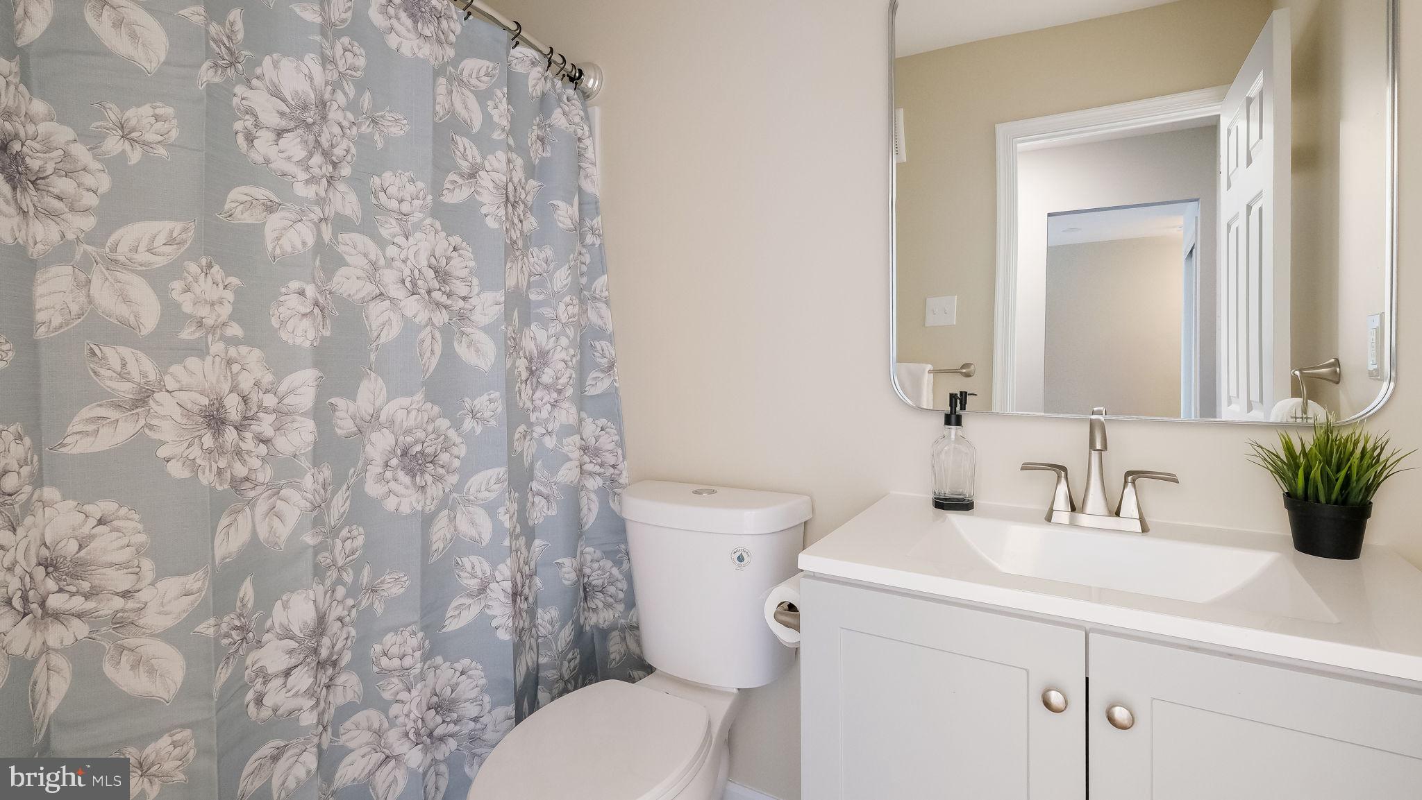 1155 York Rd., Unit J3 Warminster, PA 18974 - Photo 9 of 11 UPDATED BATHROOM