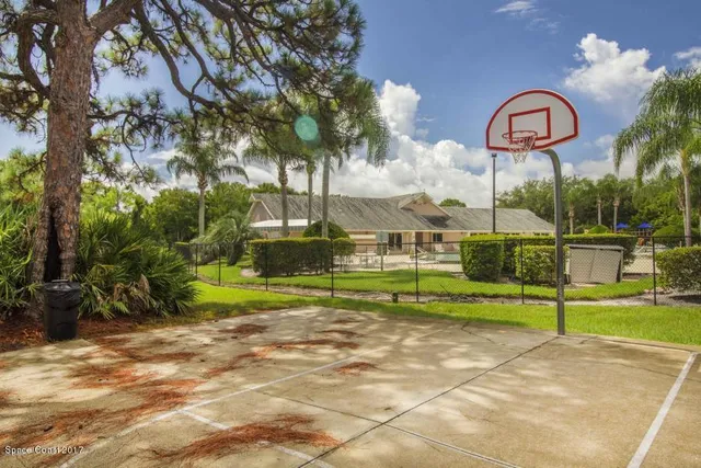 a view of outdoor space and entertaining space