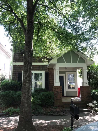 $2,750 | 113 Lake Davidson Park, Davidson, NC 28036