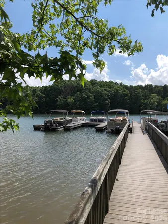 $2,750 | 113 Lake Davidson Park, Davidson, NC 28036