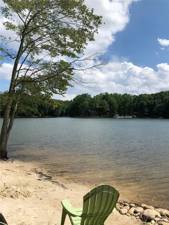 $2,750 | 113 Lake Davidson Park, Davidson, NC 28036