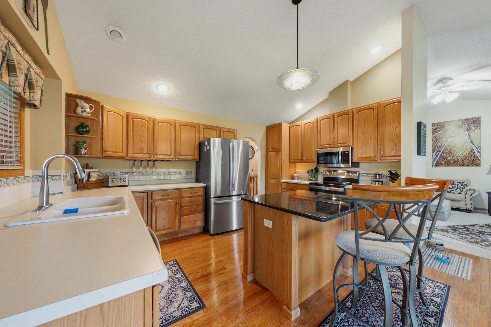 204 Allen Lane Faribault, MN 55021 - Photo 14 of 37