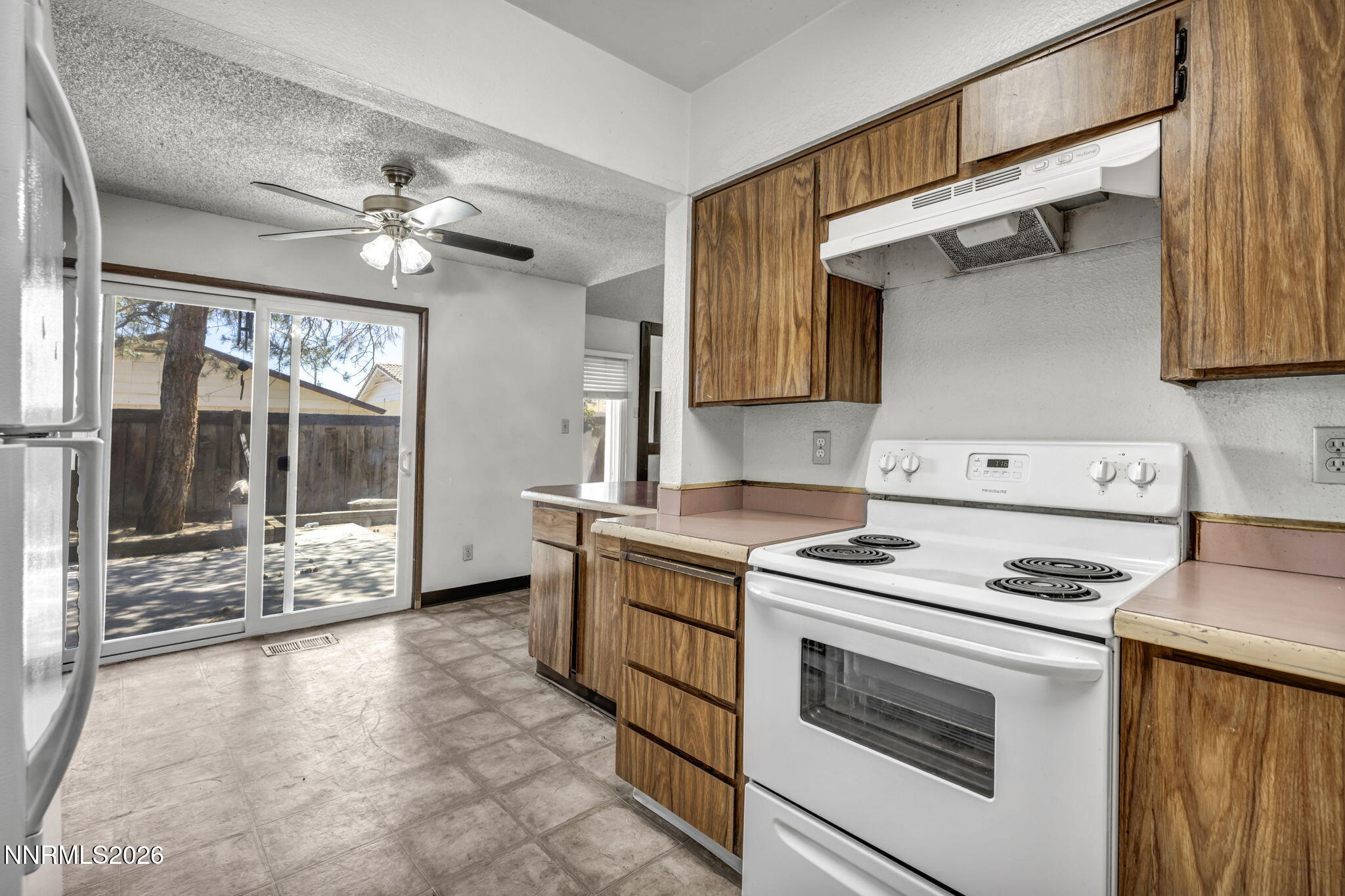 1915 Merchant Street Sparks, NV 89431 - Photo 12 of 32 28-web-or-mls-1915-merchant-st