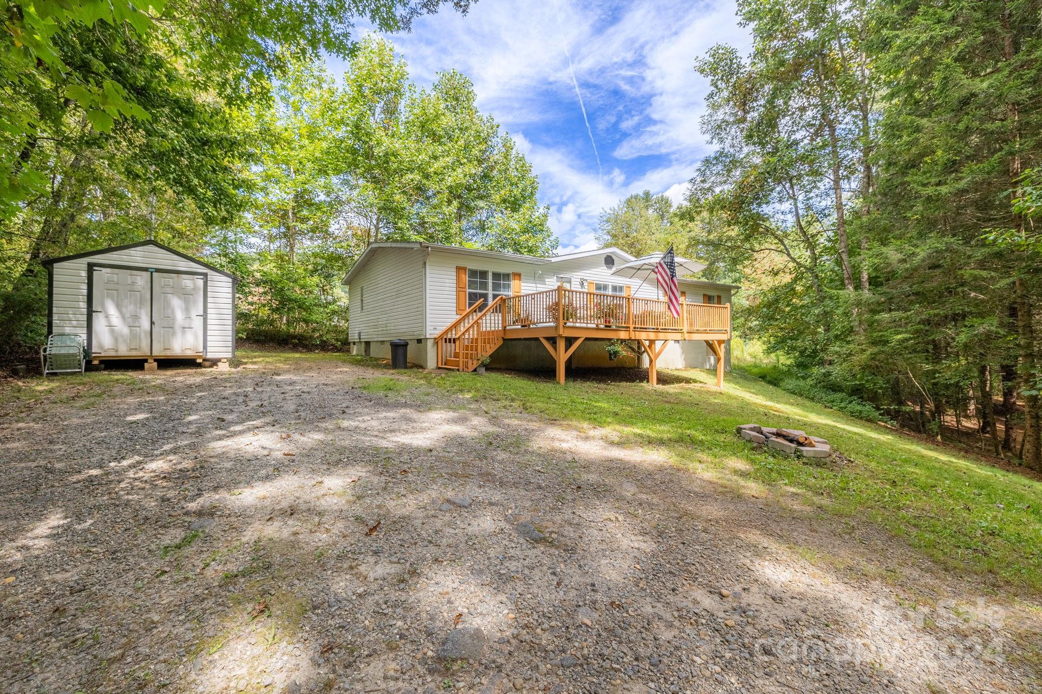 3152 Tanasee Gap Road Balsam Grove, NC 28708 - Photo 1 of 27 Gallery Image 1