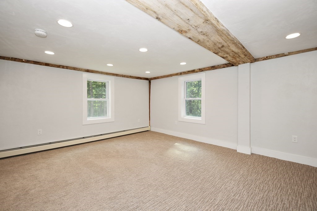 39 Center Depot Road Charlton, MA 01507 - Photo 16 of 40
