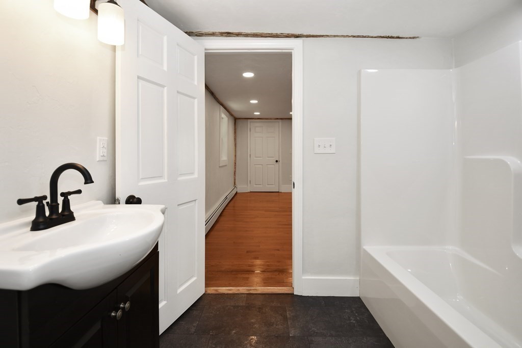 39 Center Depot Road Charlton, MA 01507 - Photo 23 of 40