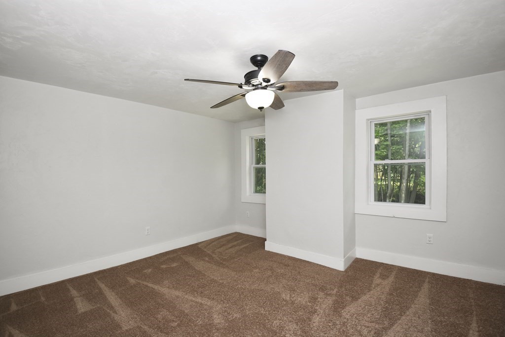 39 Center Depot Road Charlton, MA 01507 - Photo 24 of 40