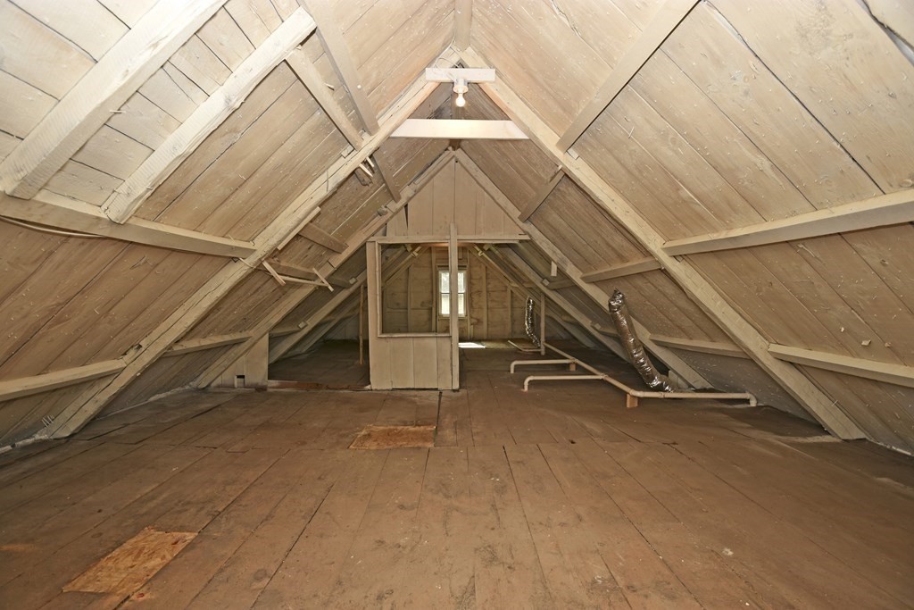 39 Center Depot Road Charlton, MA 01507 - Photo 35 of 40