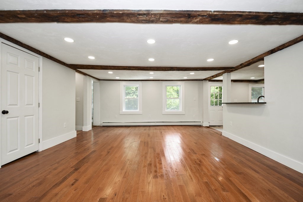 39 Center Depot Road Charlton, MA 01507 - Photo 4 of 40