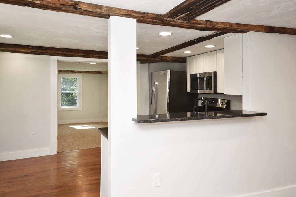 39 Center Depot Road Charlton, MA 01507 - Photo 8 of 40