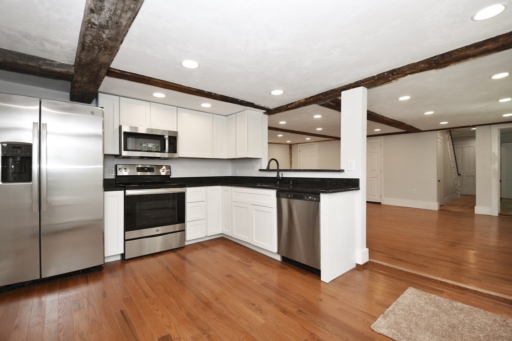 39 Center Depot Road Charlton, MA 01507 - Photo 9 of 40
