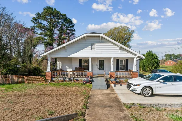 $199,999 | 7910 Highway 90, Stony Point, NC 28678