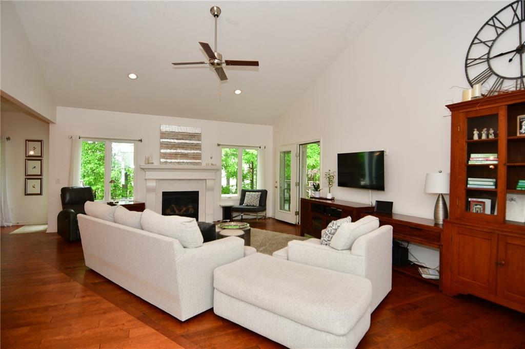 5987 Sugar Grove Road Plainfield, IN 46168 - Photo 3 of 60 Gallery Image 3