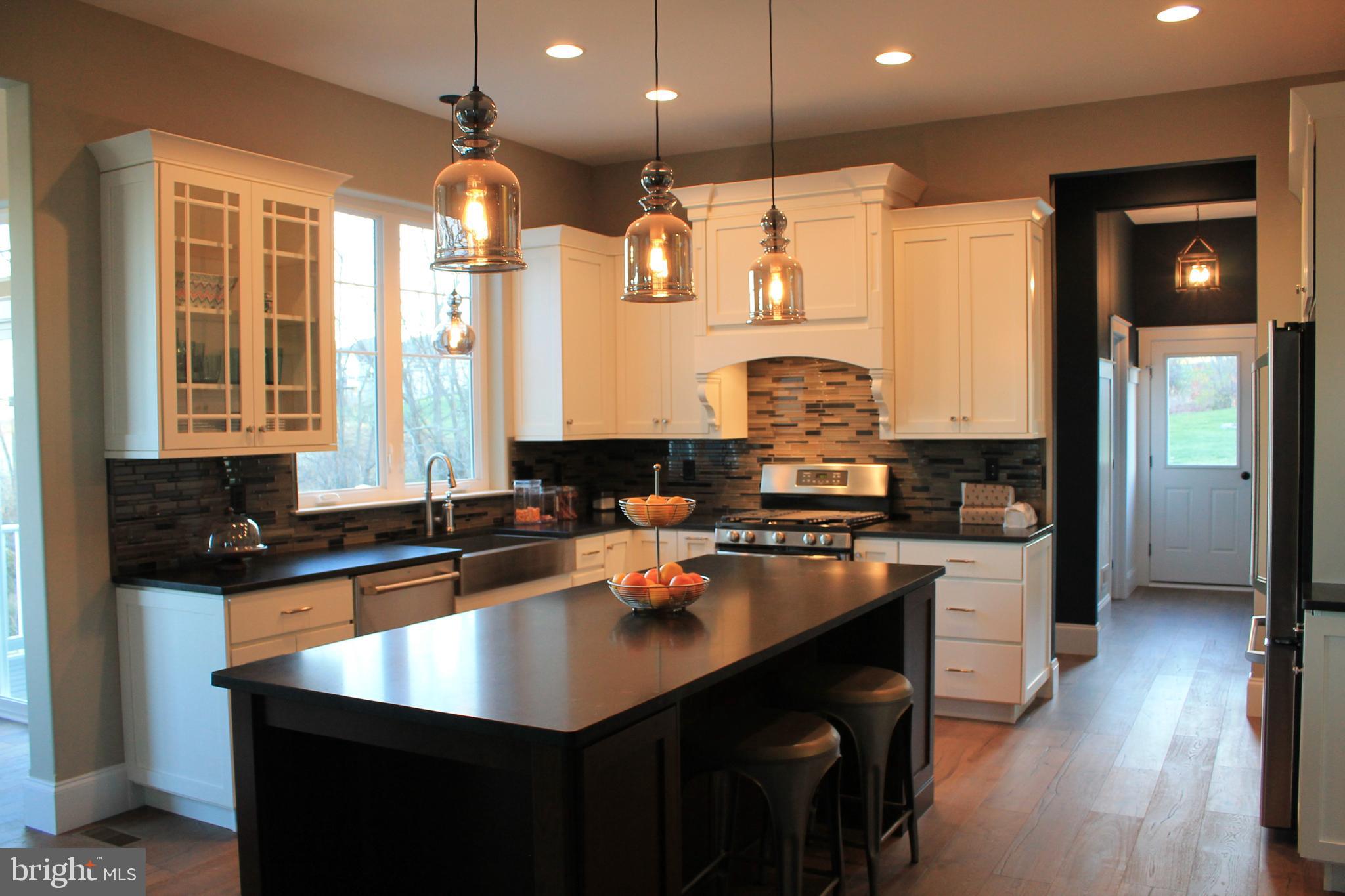 3 Natalie Circle Barto, PA 19504 - Photo 9 of 12 kitchen