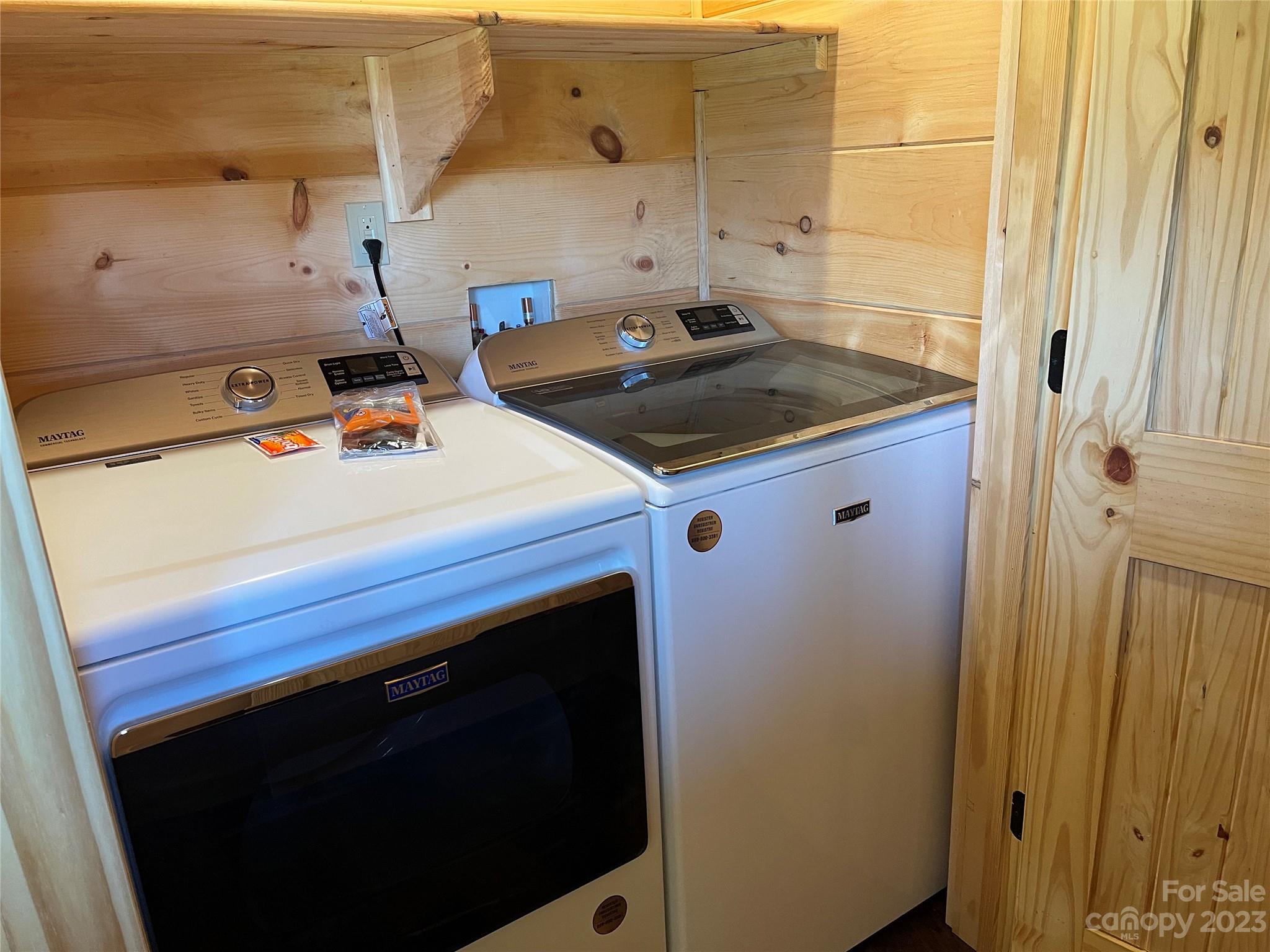 767 Scoggins Road Rutherfordton, NC 28139 - Photo 23 of 27 a utility room with dryer and washer