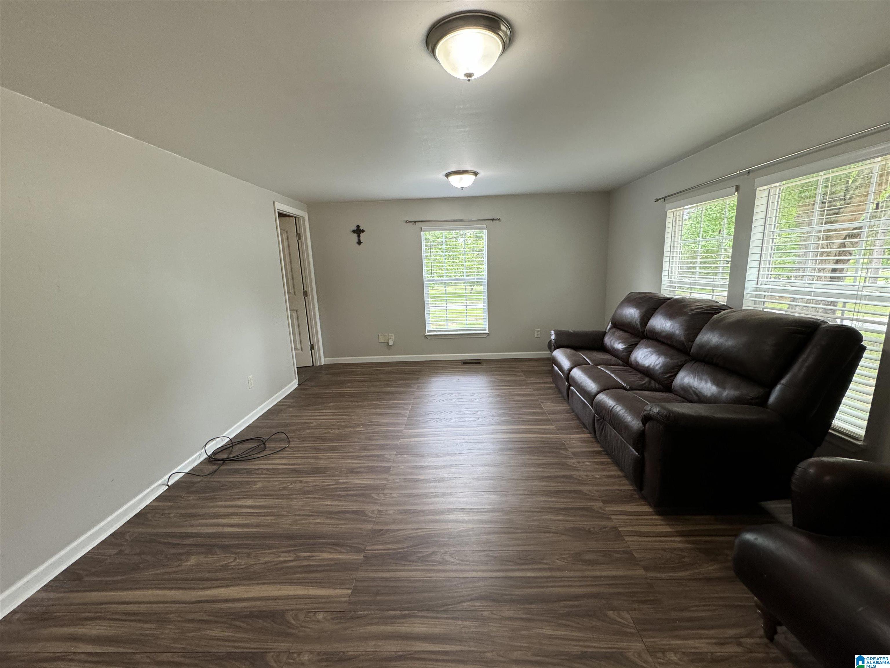 1237 County Road 195 Jemison, AL 35085 - Photo 12 of 15