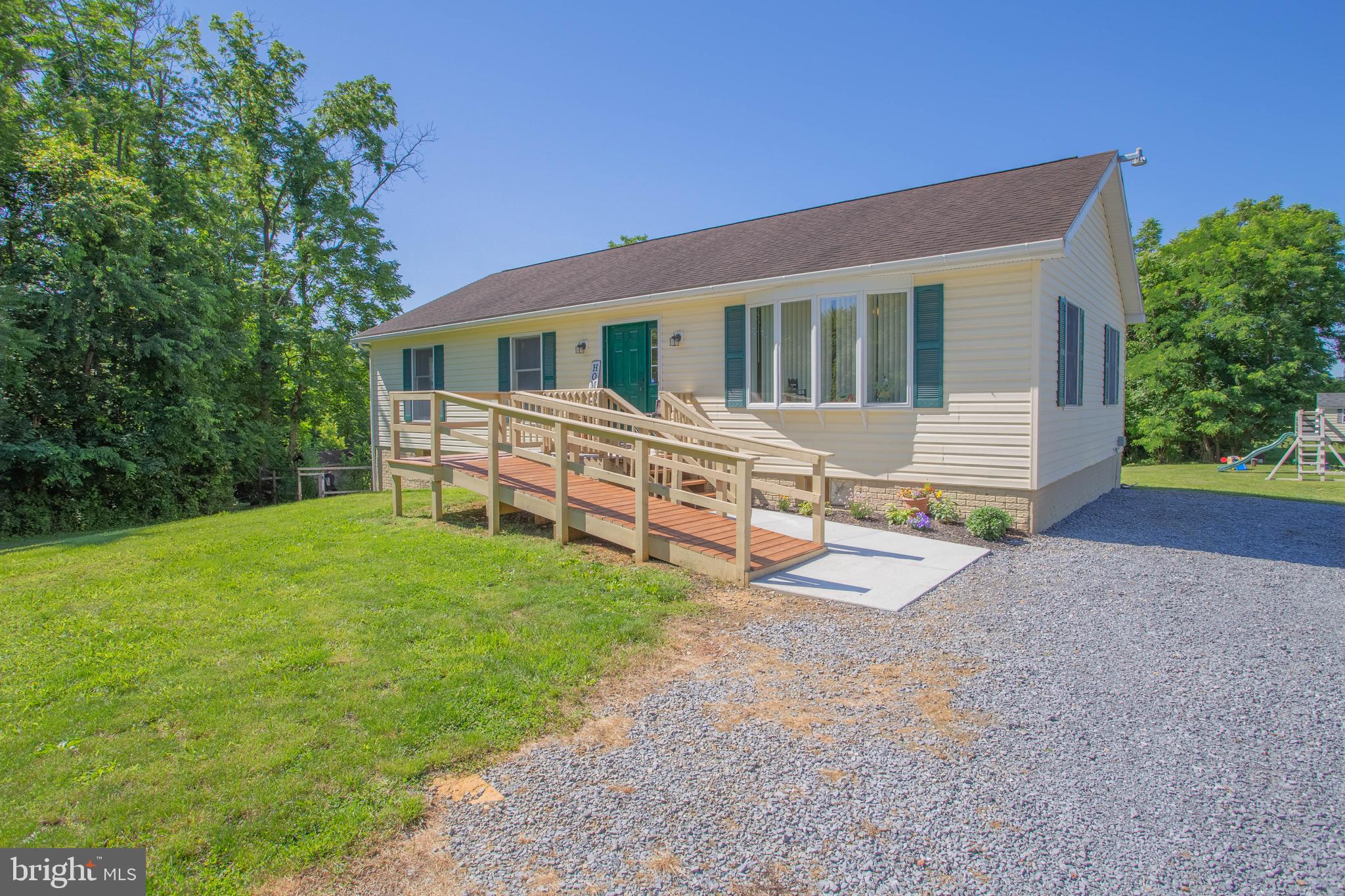 60 Hidden Acres Road Inwood, WV 25428 - Photo 4 of 50 Gallery Image 4