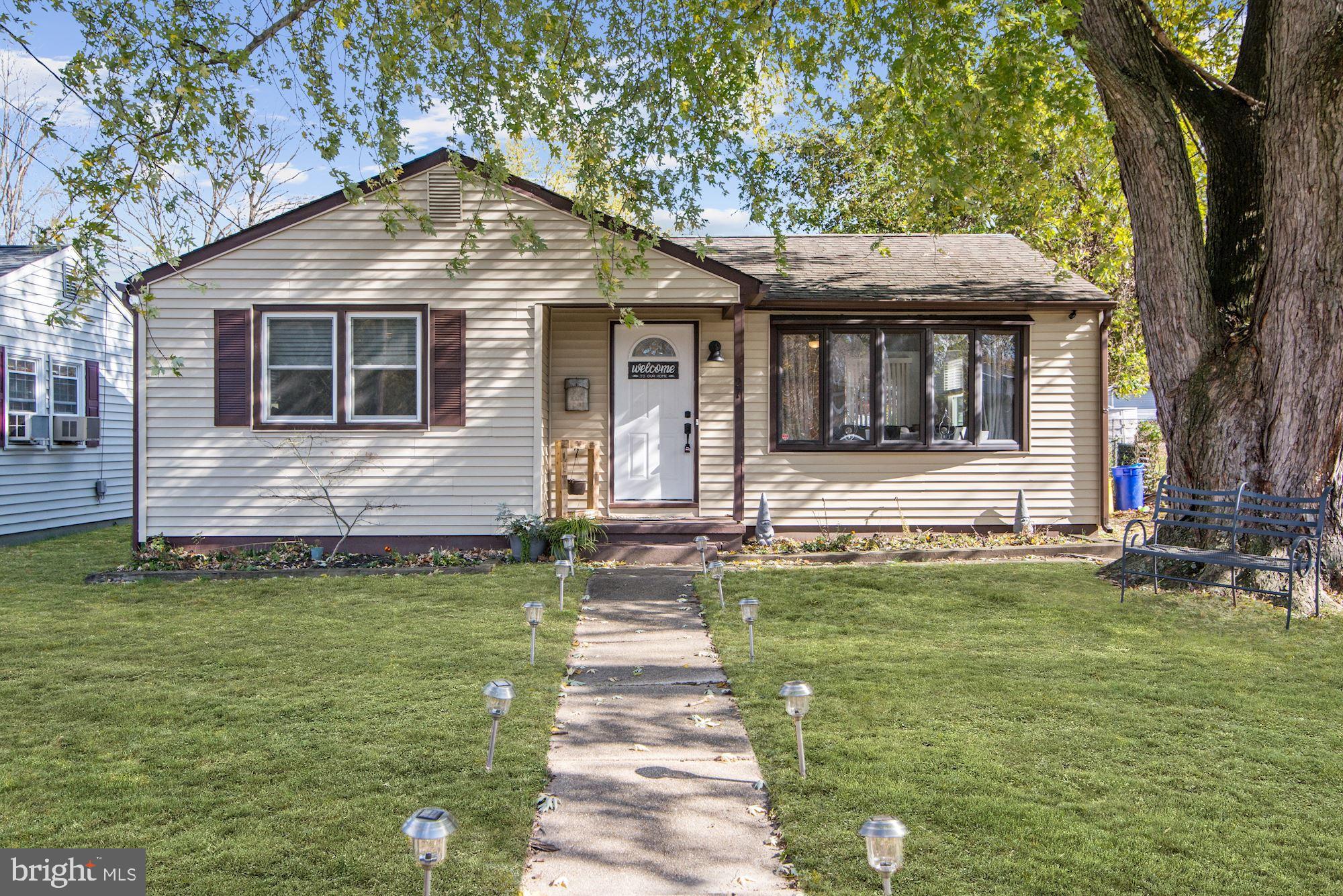 27 Birch Road Clementon, NJ 08021 - Photo 1 of 14 Gallery Image 1