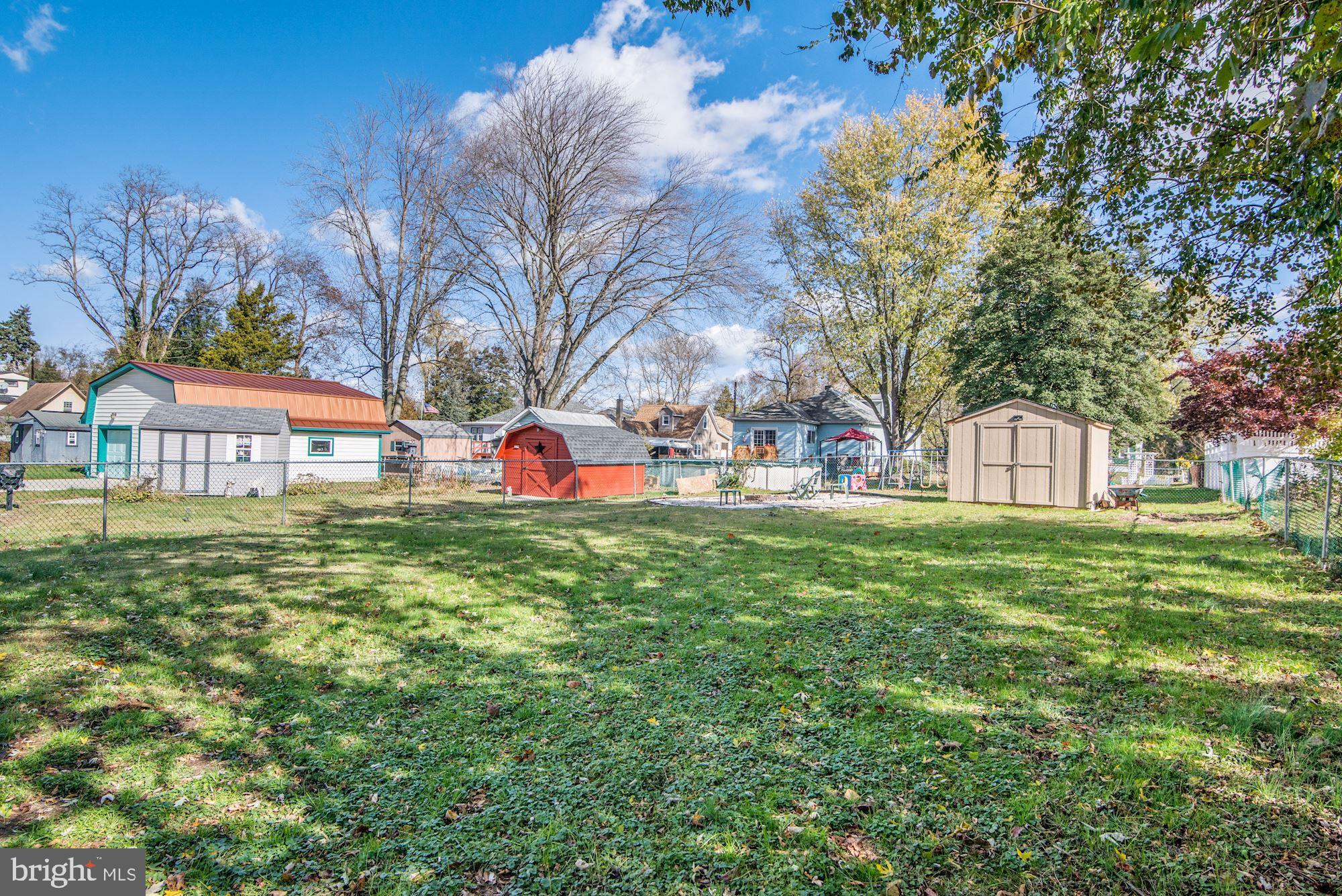 27 Birch Road Clementon, NJ 08021 - Photo 4 of 14 Gallery Image 4