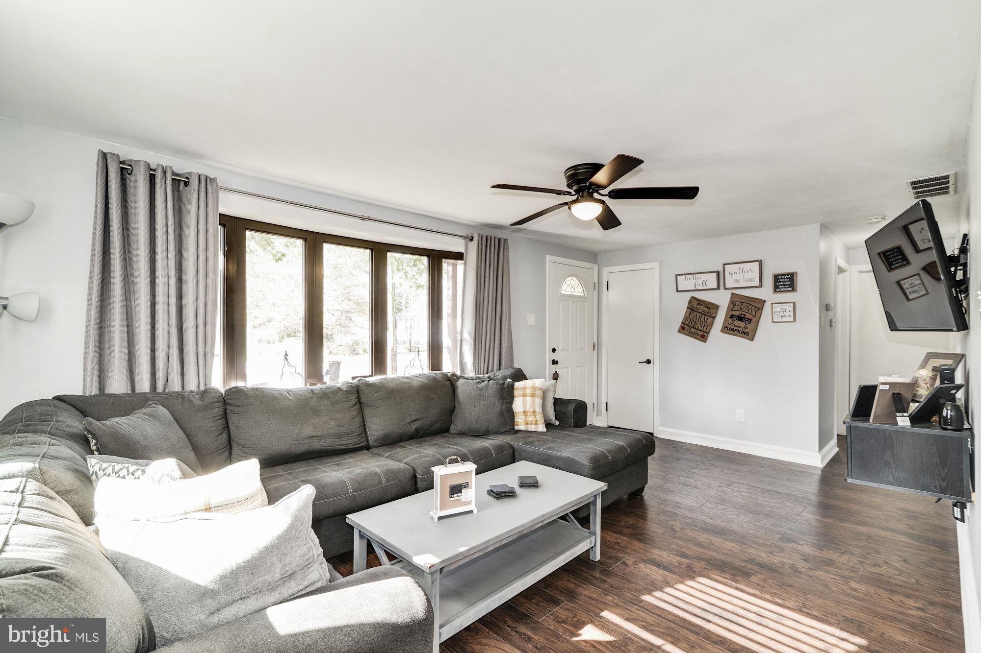 27 Birch Road Clementon, NJ 08021 - Photo 7 of 14 Gallery Image 7