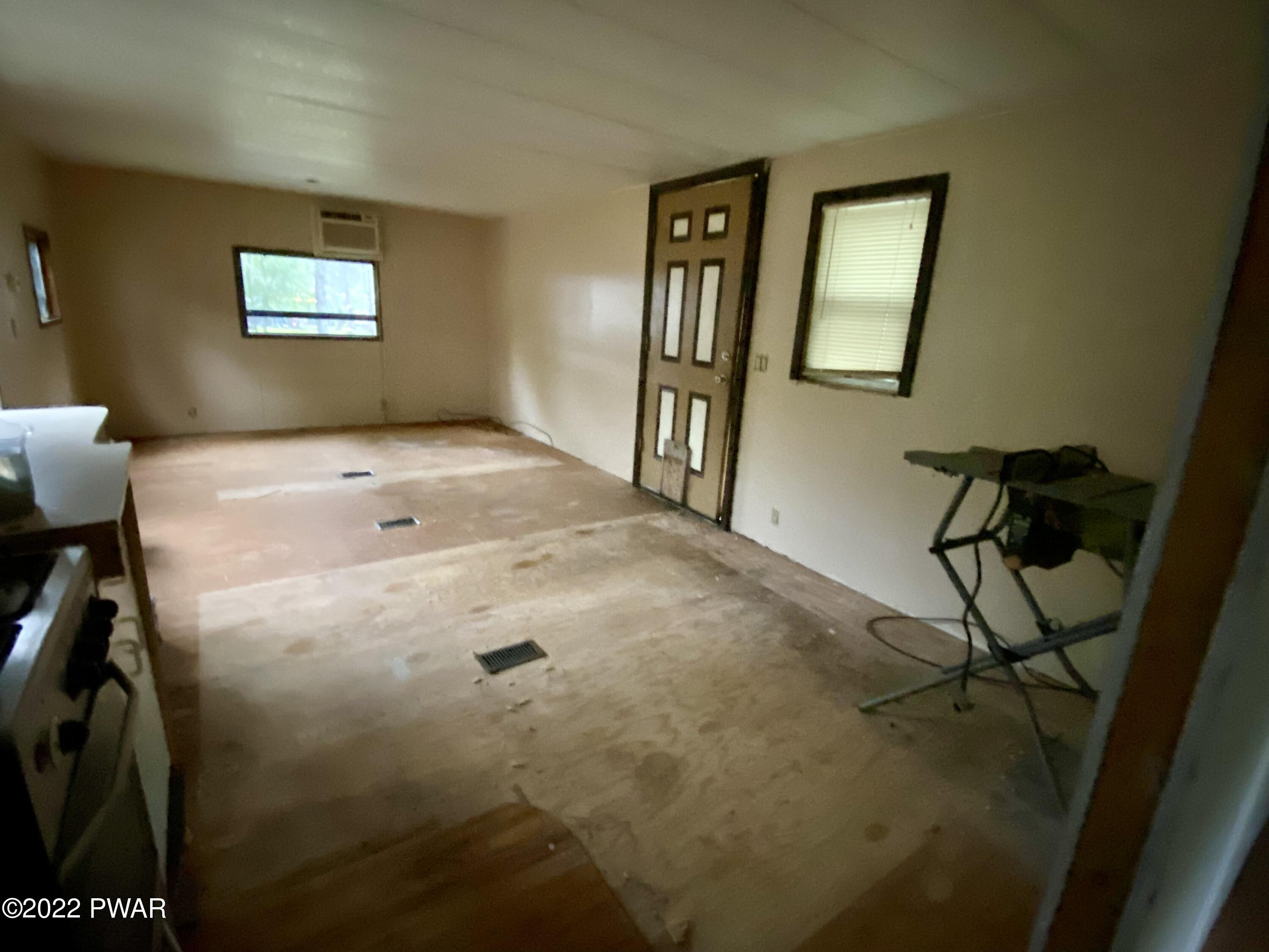 110 Big Bear Road Hawley, PA 18428 - Photo 4 of 10