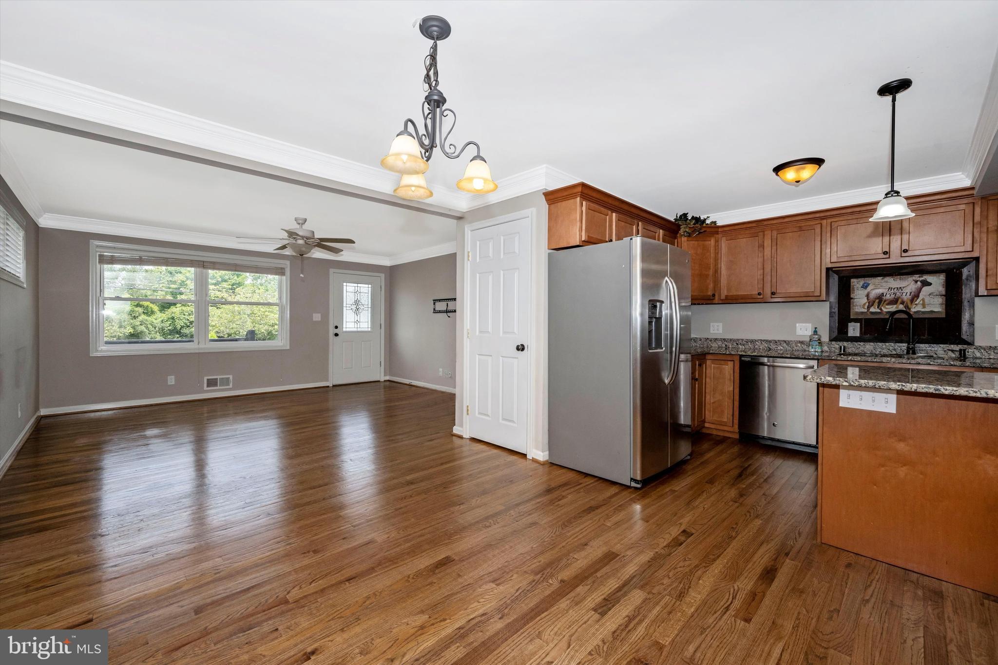 16717 Frederick Road Mount Airy, MD 21771 - Photo 11 of 49 Gallery Image 11