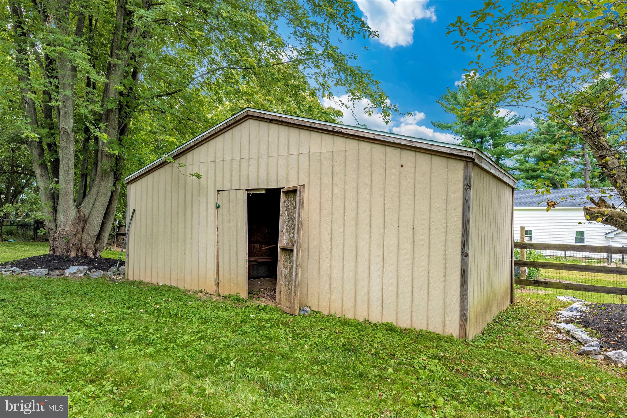 16717 Frederick Road Mount Airy, MD 21771 - Photo 45 of 49 Gallery Image 45