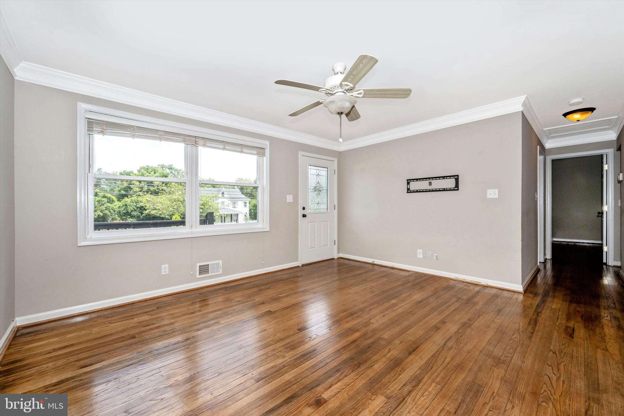 16717 Frederick Road Mount Airy, MD 21771 - Photo 9 of 49 Gallery Image 9