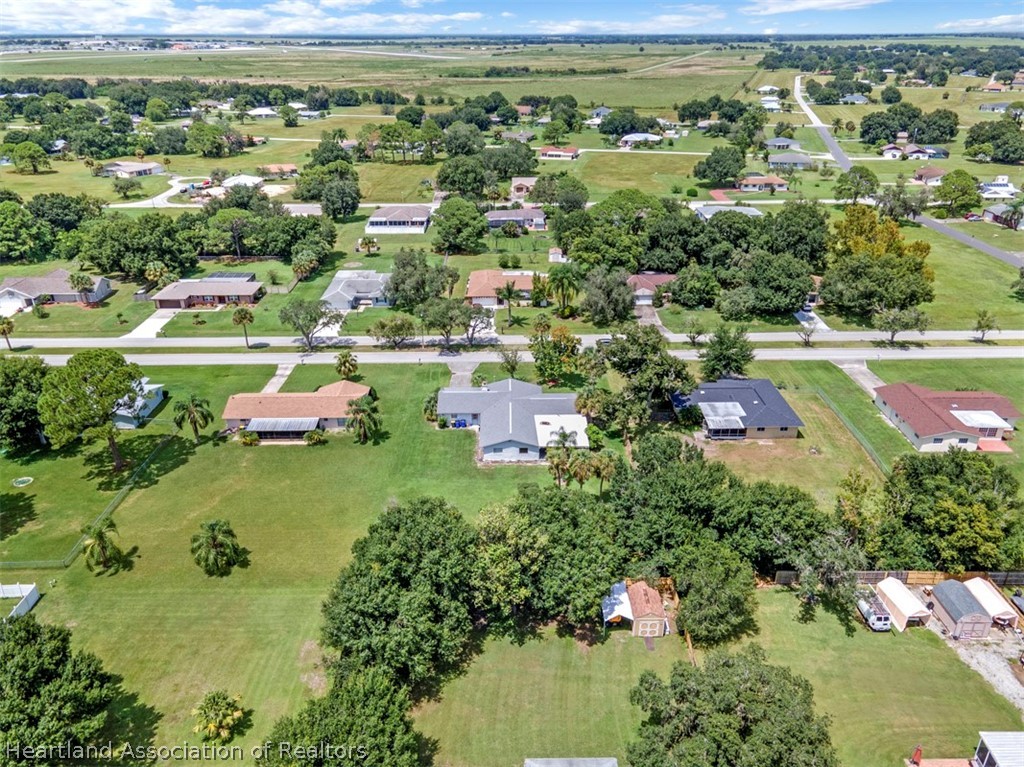 417 Spring Boulevard Sebring, FL 33876 - Photo 4 of 31 Gallery Image 4