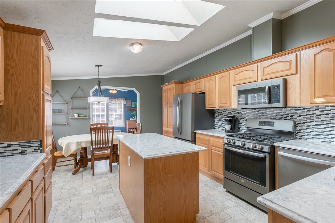 6325 Kims Drive Victor, NY 14564 - Photo 7 of 23