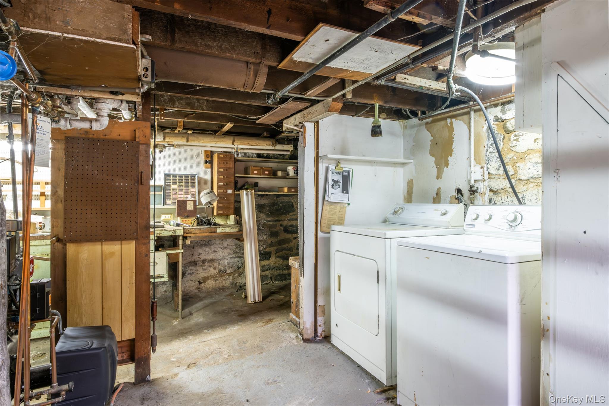 157 Schofield Street Bronx, NY 10464 - Photo 26 of 34 a utility room with cabinets