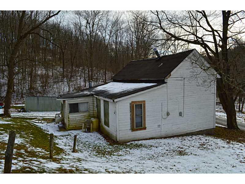 146 Walnut Valley Road Claysville, PA 15323 - Photo 4 of 11 Exterior Back.