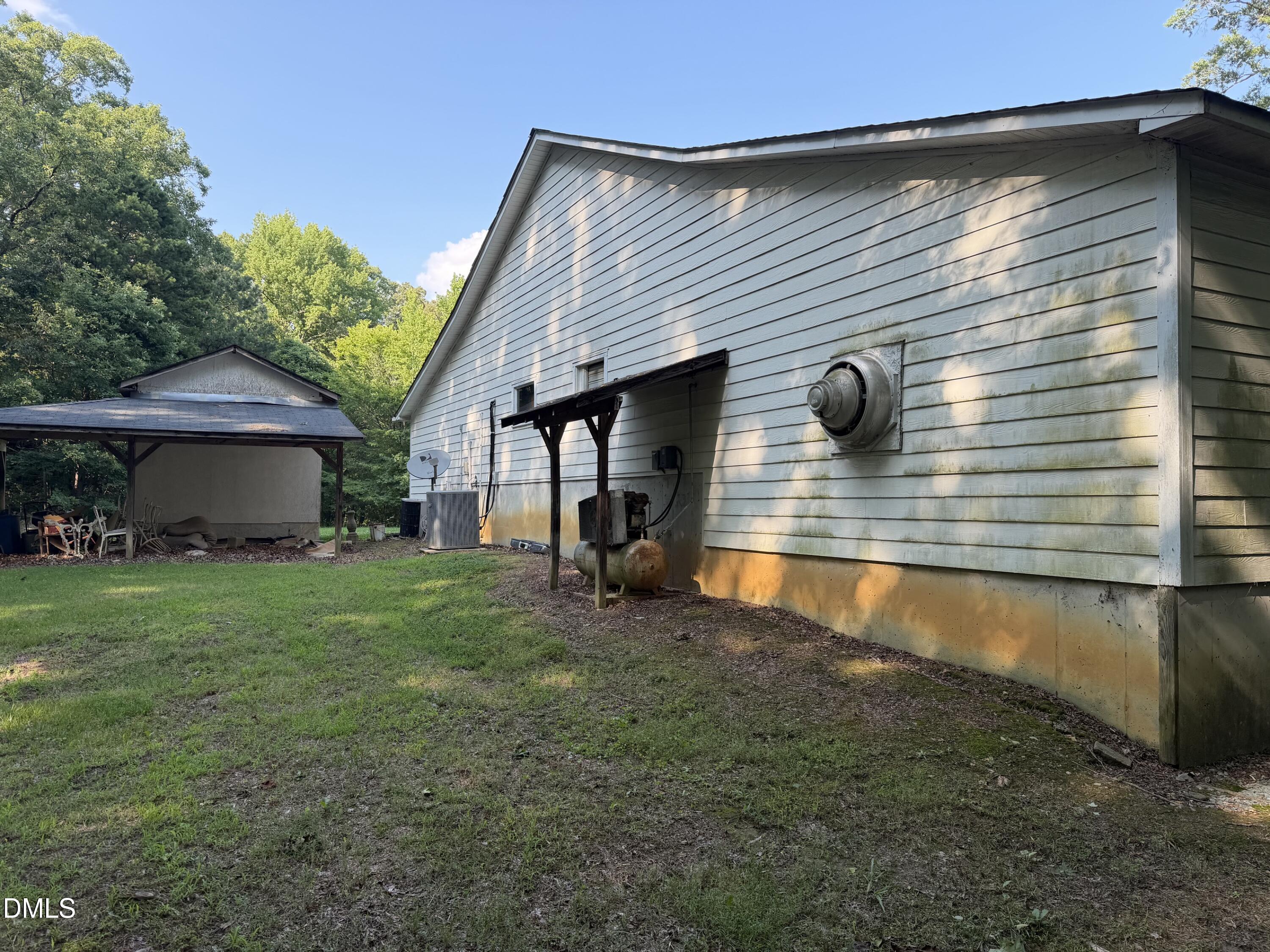 1830 Bessie Daniel Road Roxboro, NC 27574 - Photo 5 of 18 IMG_9835