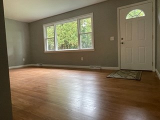 10 Joan Road Westerly, RI 02891 - Photo 6 of 20 Living room