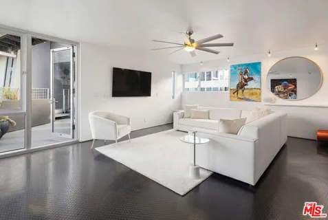 $2,997,000 | 513 Grand Boulevard, Venice, CA 90291