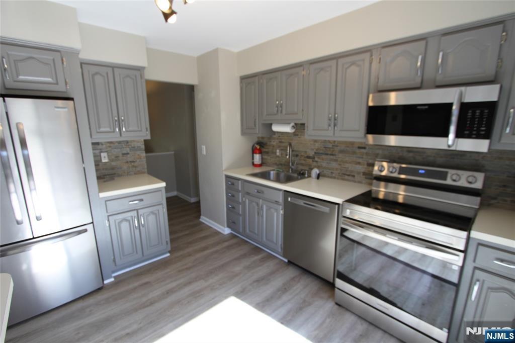 35 Maryann Road Oak Ridge, NJ 07438 - Photo 5 of 13