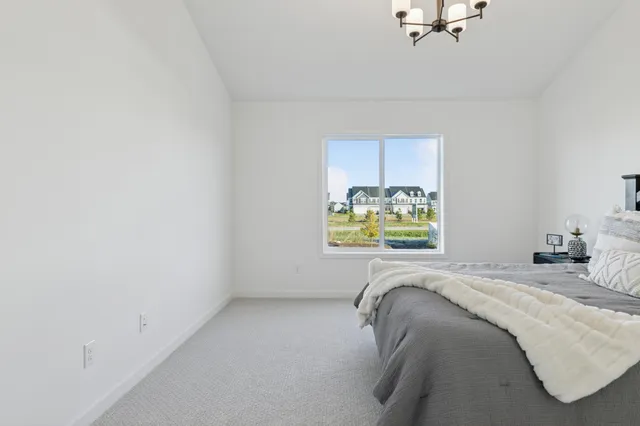 $589,000 | 5020 Airlake Draw, Woodbury, MN 55129