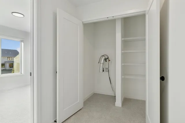 $589,000 | 5020 Airlake Draw, Woodbury, MN 55129